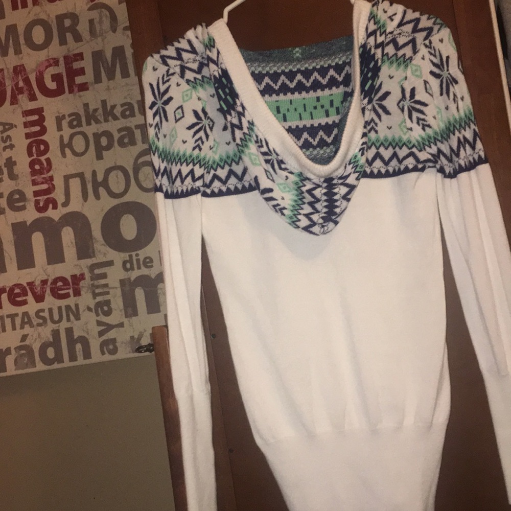 Snowflake sweater 💙 - Picture 2 of 2